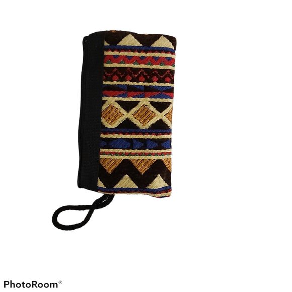 NWOT Tribal clutch purse wristlet wallet/phone bag - Picture 2 of 5